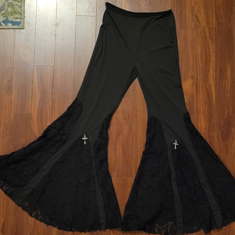 Gothic Flare Lace High Waist Leggings